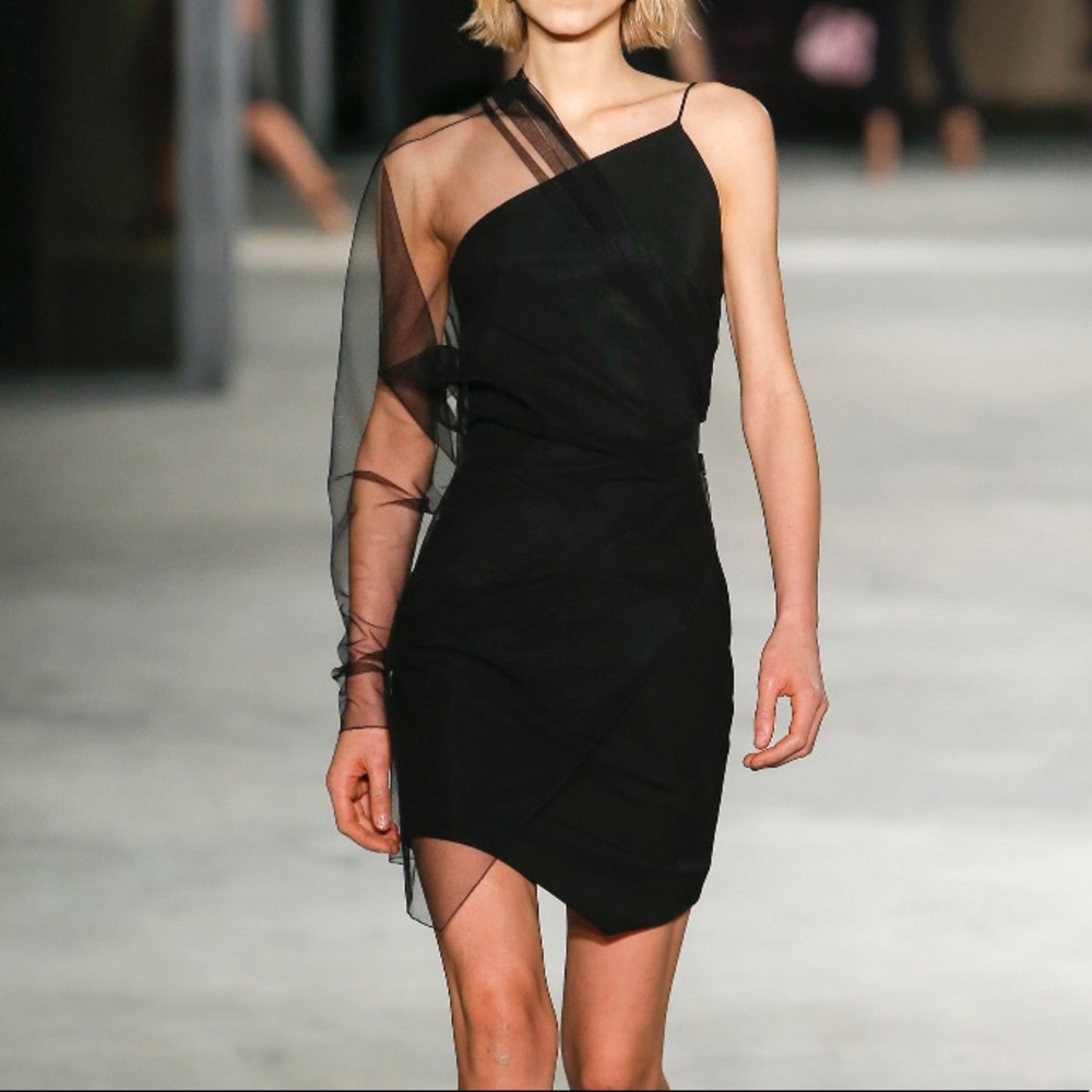 Cushnie one shoulder tulle dress